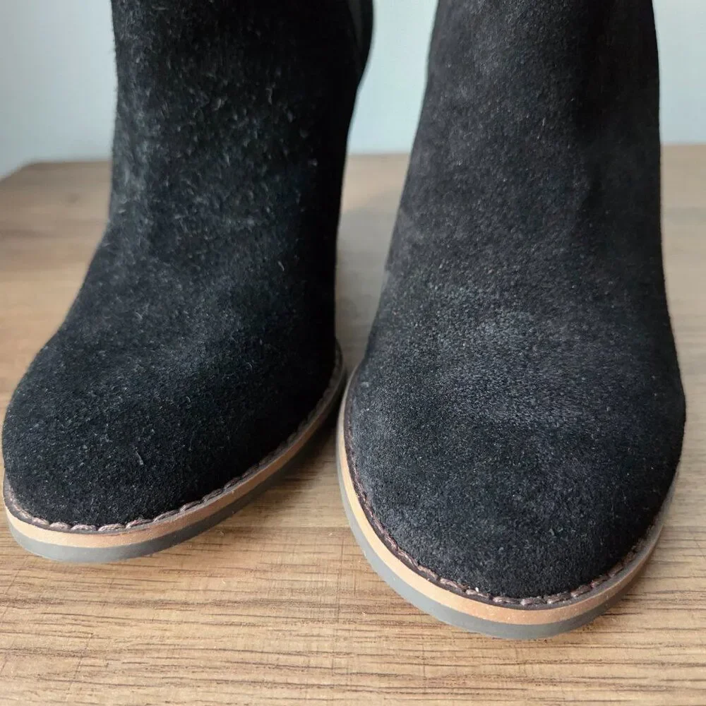 NWOB LUCKY BRAND YOUSE BLACK LEATHER UPPER STACKED WEDGE HEELS BOOTIES SIZE 8M
